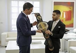 Pedro Sánchez recibe al campeón de la UFC en la categoría de peso pluma, Ilia Topuria.