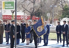 Un momento de lacto de homenaje a la Policía Nacional en Valencia.