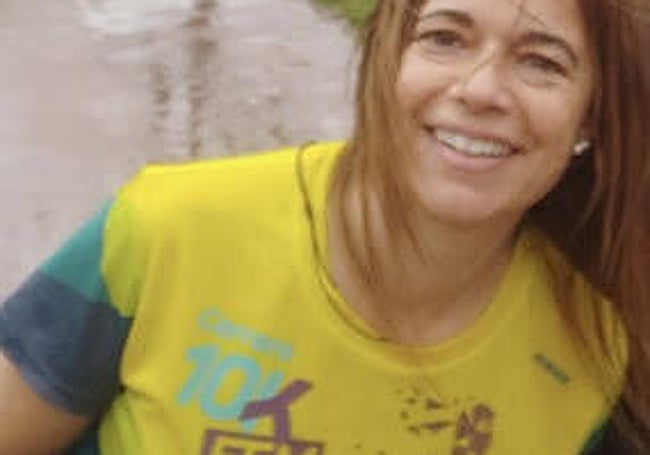 Mariana, con una de las camisetas de la 10K Fem