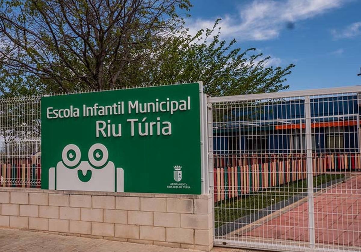 La Escola Infantil  Municipal de Riba-roja.