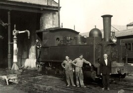 Una de las locomotoras que pasaba por Oliva de la línea Carcaixent-Dénia.