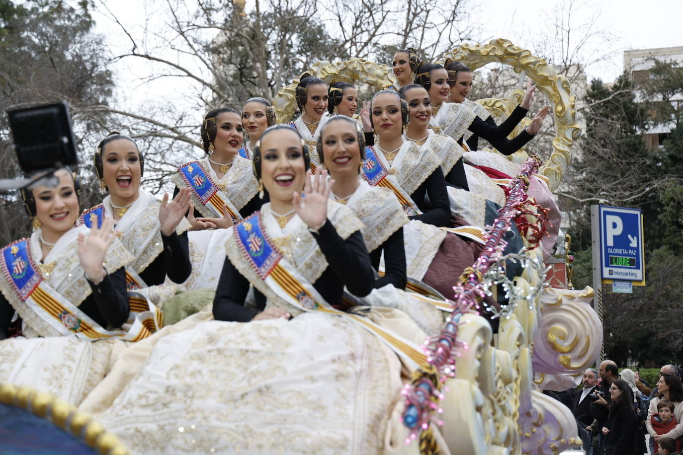 Así ha sido la Cabalgata del Ninot 2024