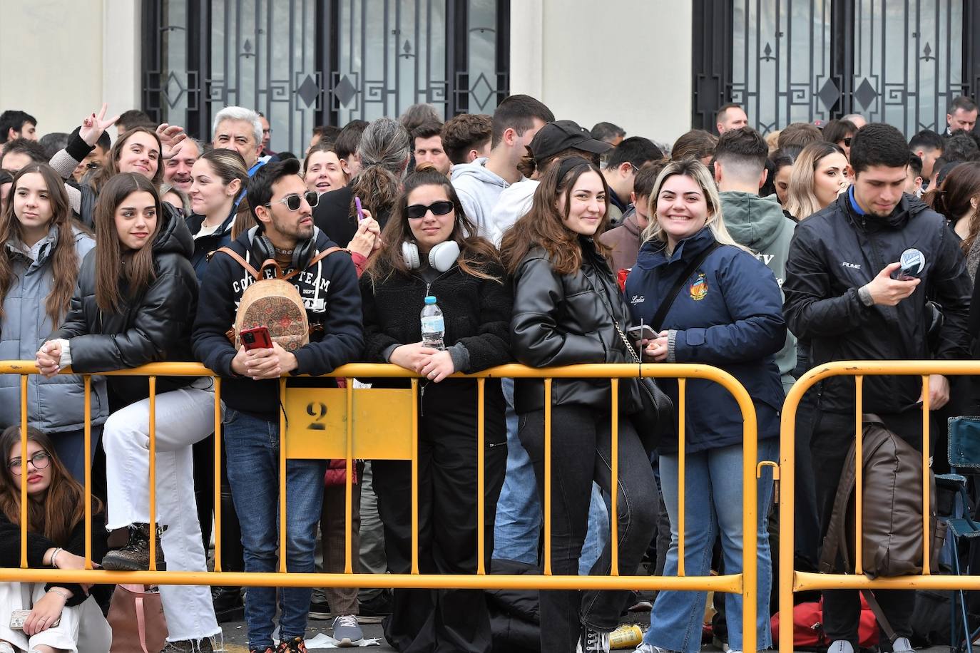 Búscate en la mascletà del lunes 4 de marzo de 2024