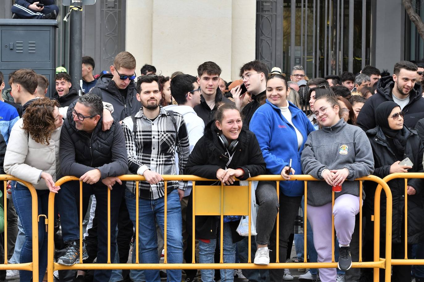 Búscate en la mascletà del lunes 4 de marzo de 2024