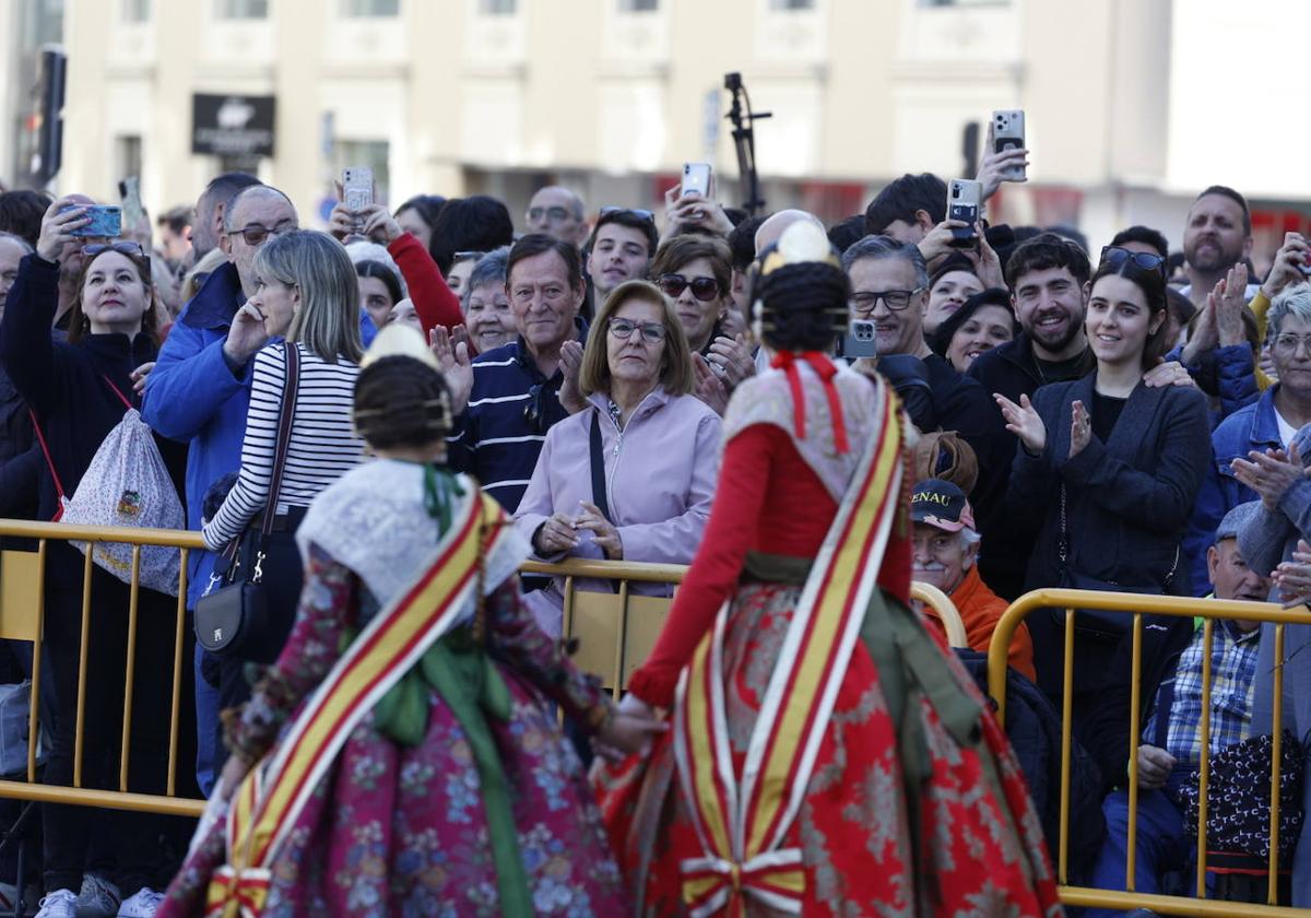 Fotos de la mascletà del 5 de marzo en las Fallas 2024