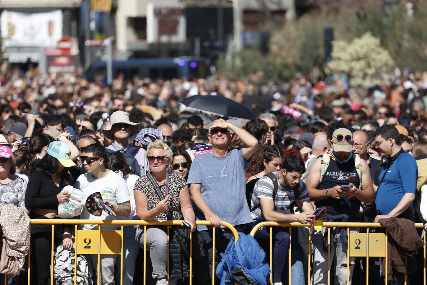 Fotos de la mascletà del 5 de marzo en las Fallas 2024