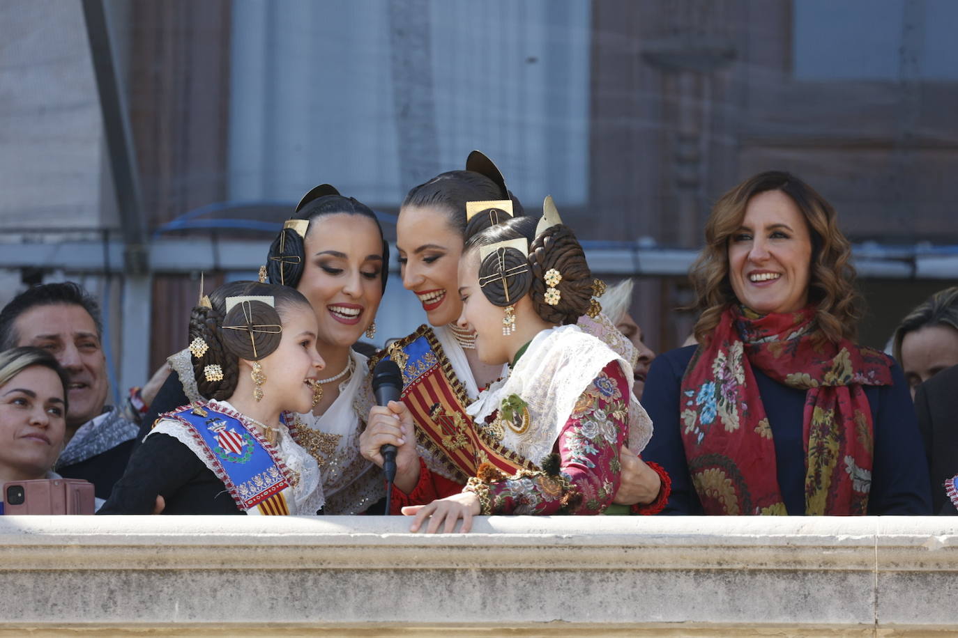 Fotos de la mascletà del 5 de marzo en las Fallas 2024