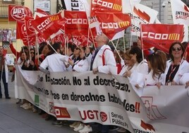 Pancarta de la protesta de este martes ante el Palau.