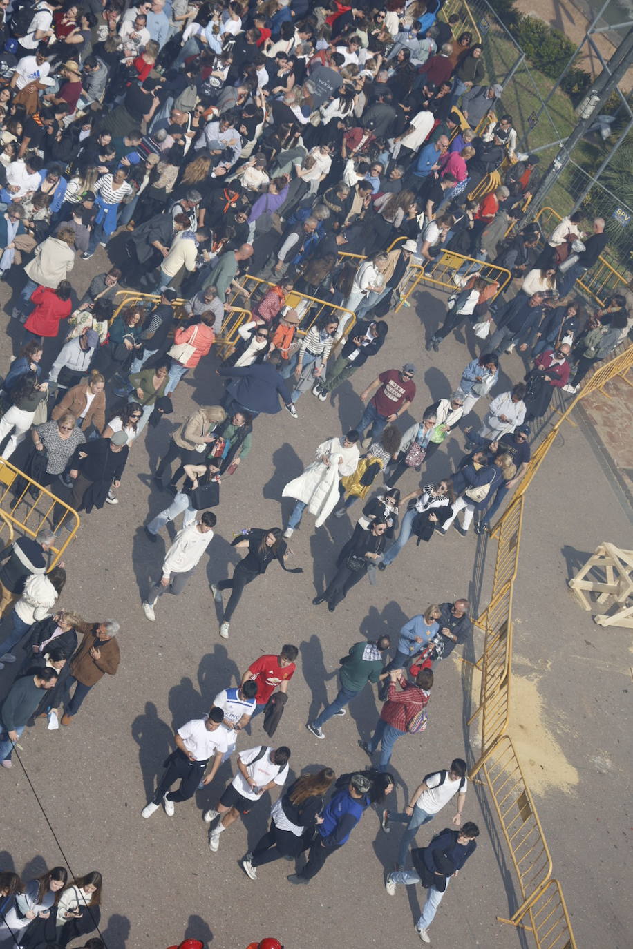 Fotos de la mascletà de Pirotecnia Nadal-Martí del 7 de marzo