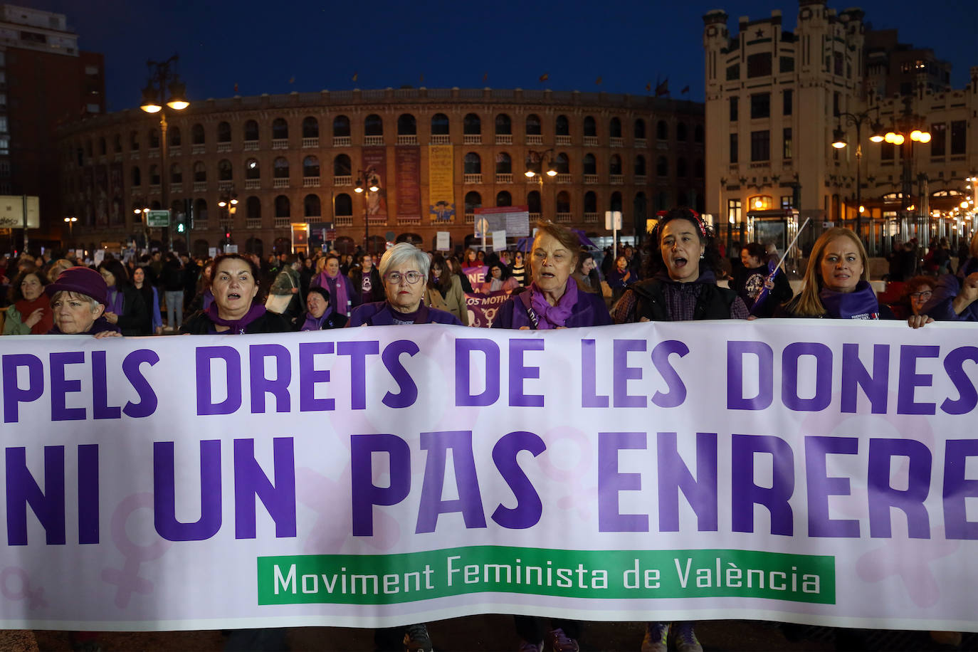 Valencia sale a la calle por el 8M: el Día de la Mujer, en imágenes