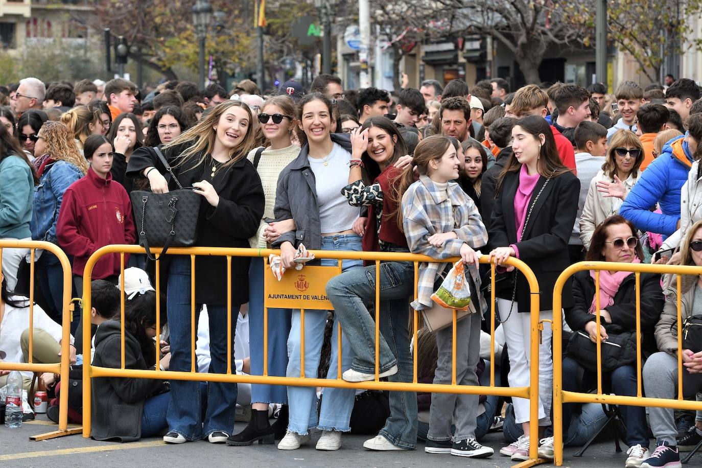 Búscate en la mascletà de este viernes 8 de marzo