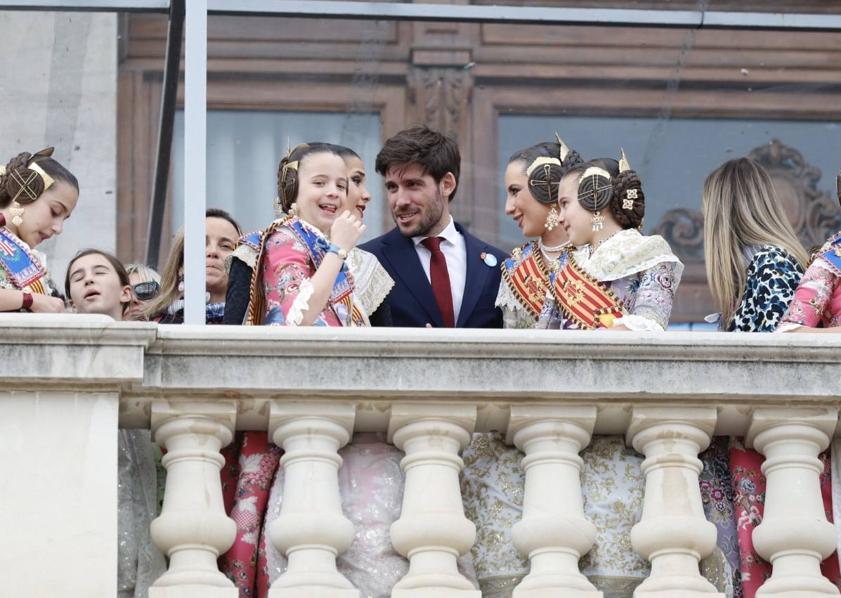 Fotos de la mascletà del 8-M disparada por Reyes Martí en Valencia en Fallas