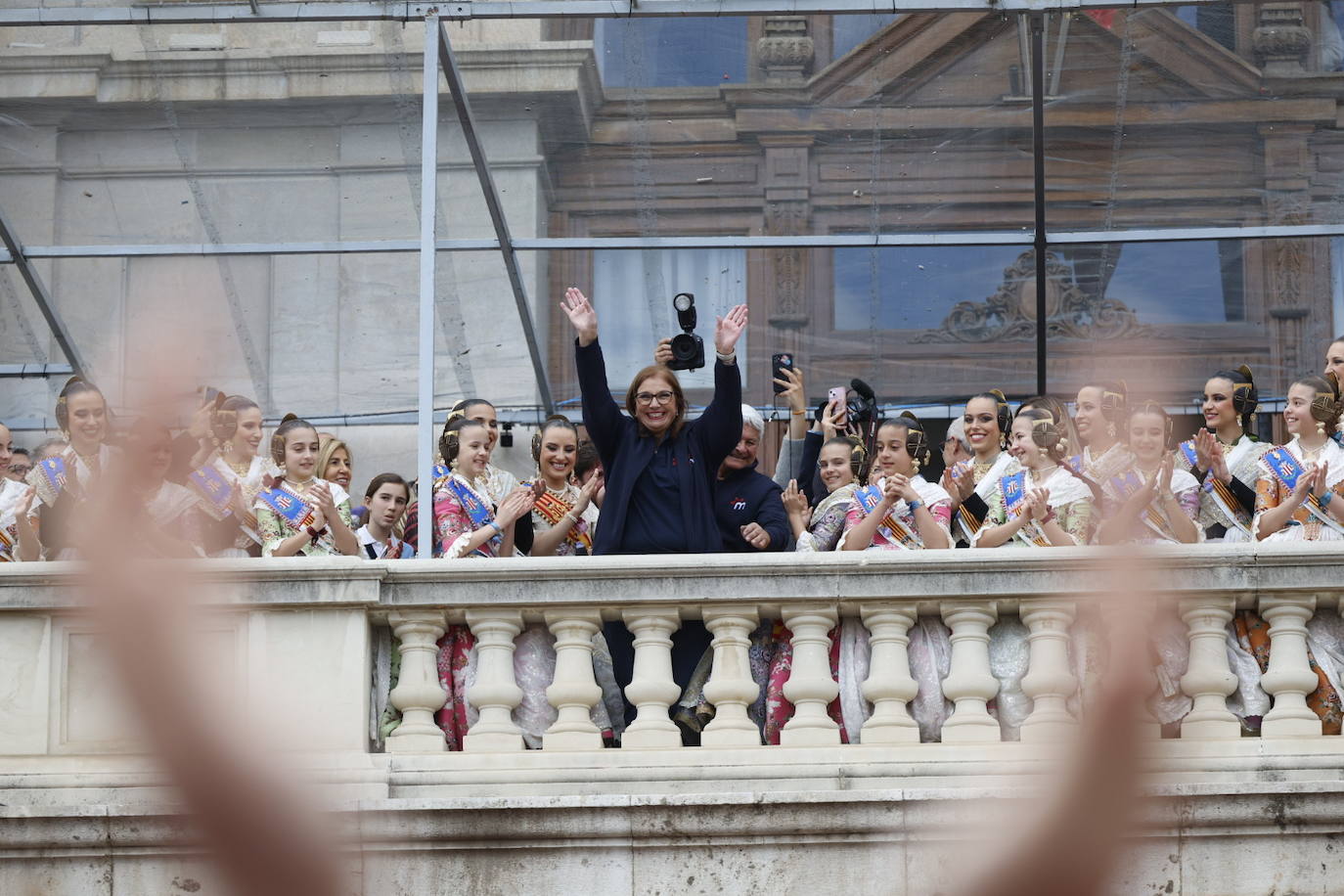 Fotos de la mascletà del 8-M disparada por Reyes Martí en Valencia en Fallas