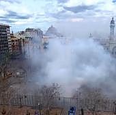 Vídeo: así ha sido la mascletà de Reyes Martí en el Día de la Mujer