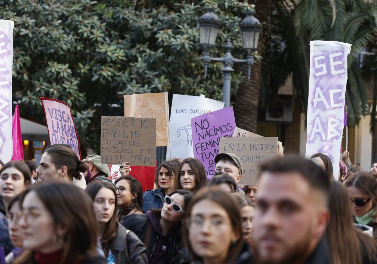 Imágenes de la manifestación del 8M en Valencia.