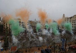 Mascletà de Tamarit este sábado en la plaza del Ayuntamiento de Valencia.