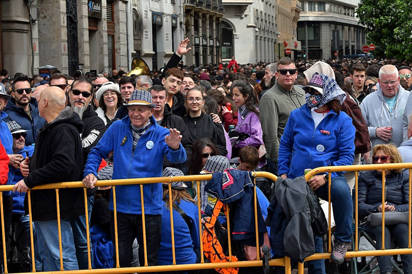 Búscate en la mascletà de este domingo 10 de marzo