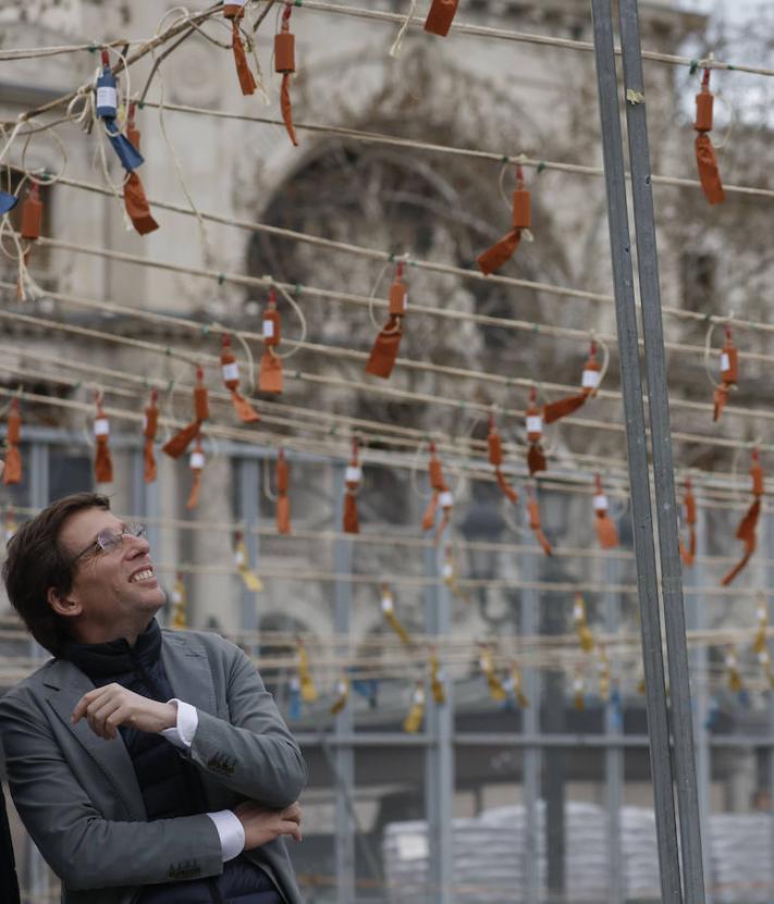 Imagen secundaria 2 - Almeida:«En Madrid tenemos los brazos abiertos a las Fallas»