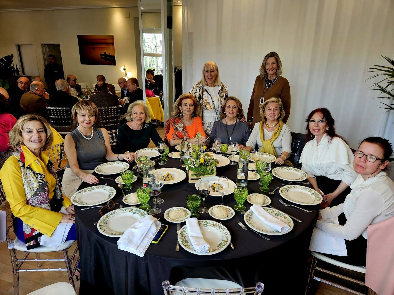 Comida de la Orden del Querer Saber en el balcón de Vicente Macías y Amparo Llácer.