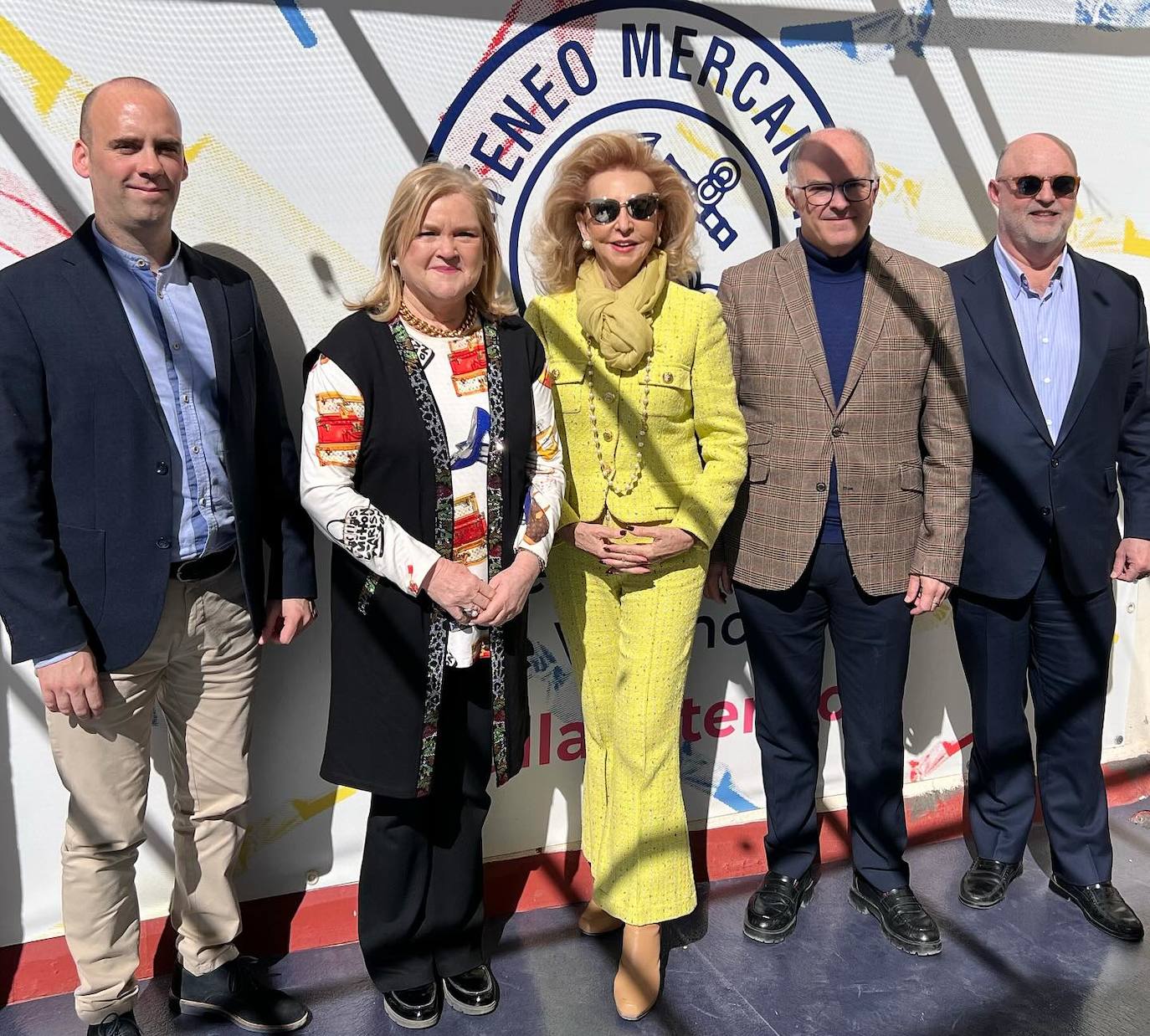 Mayrén Beneyto con los hermanos Carmen, Fernando y Alberto de Rosa.