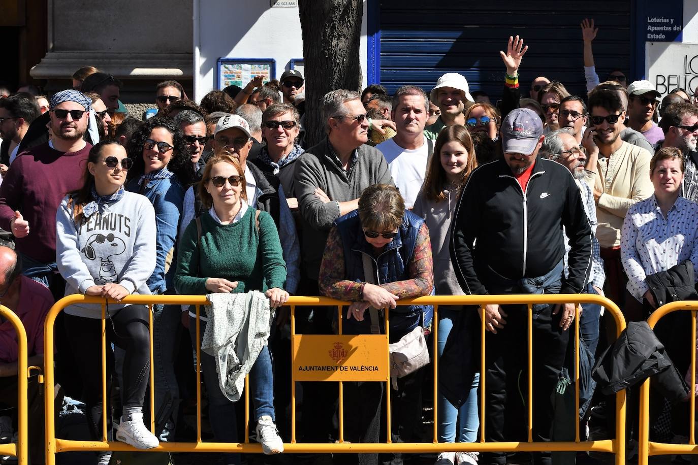 Búscate en la mascletà de hoy martes 12 de marzo