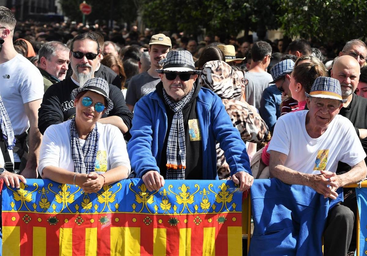 Búscate en la mascletà de hoy miércoles 13 de marzo