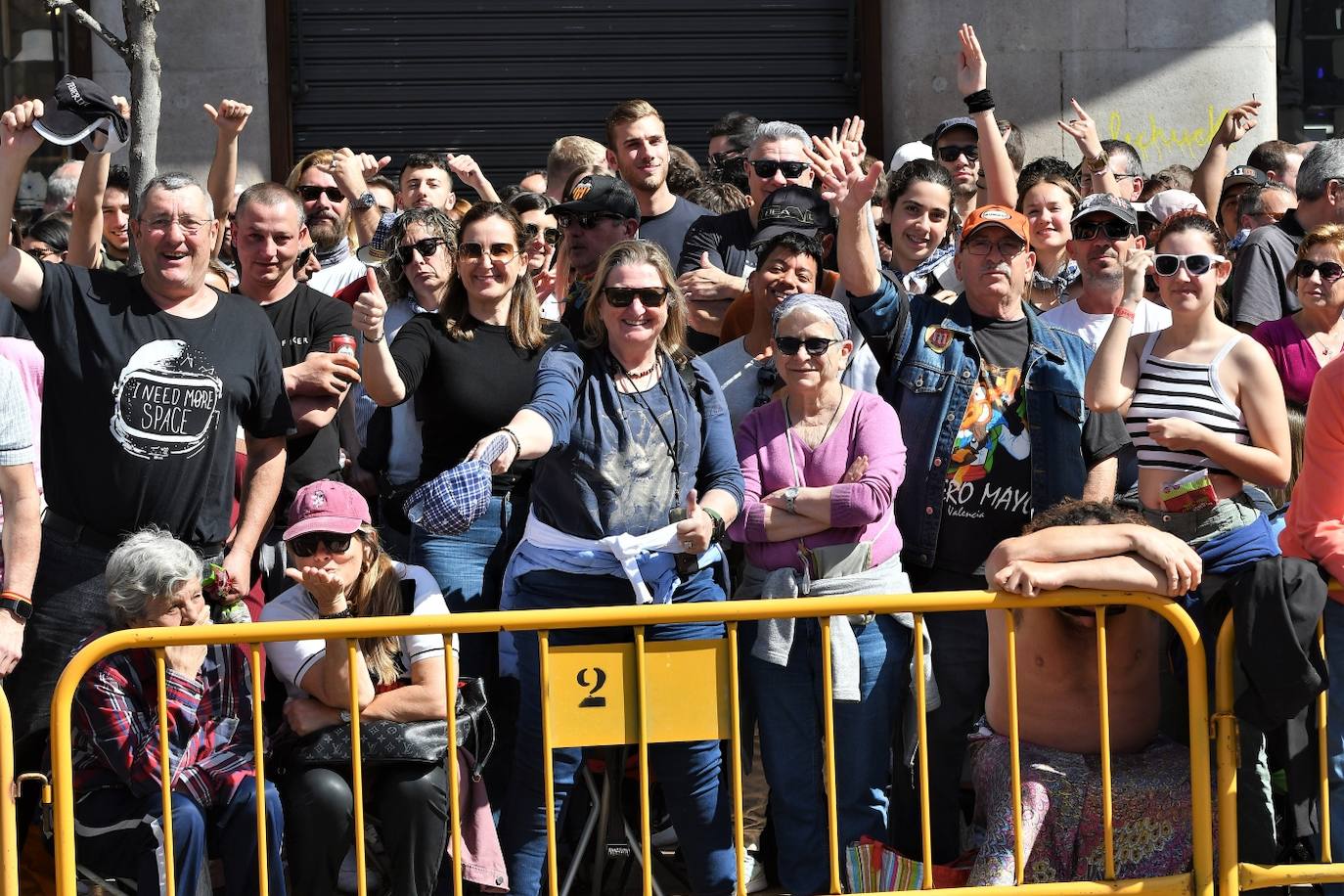 Búscate en la mascletà de hoy miércoles 13 de marzo