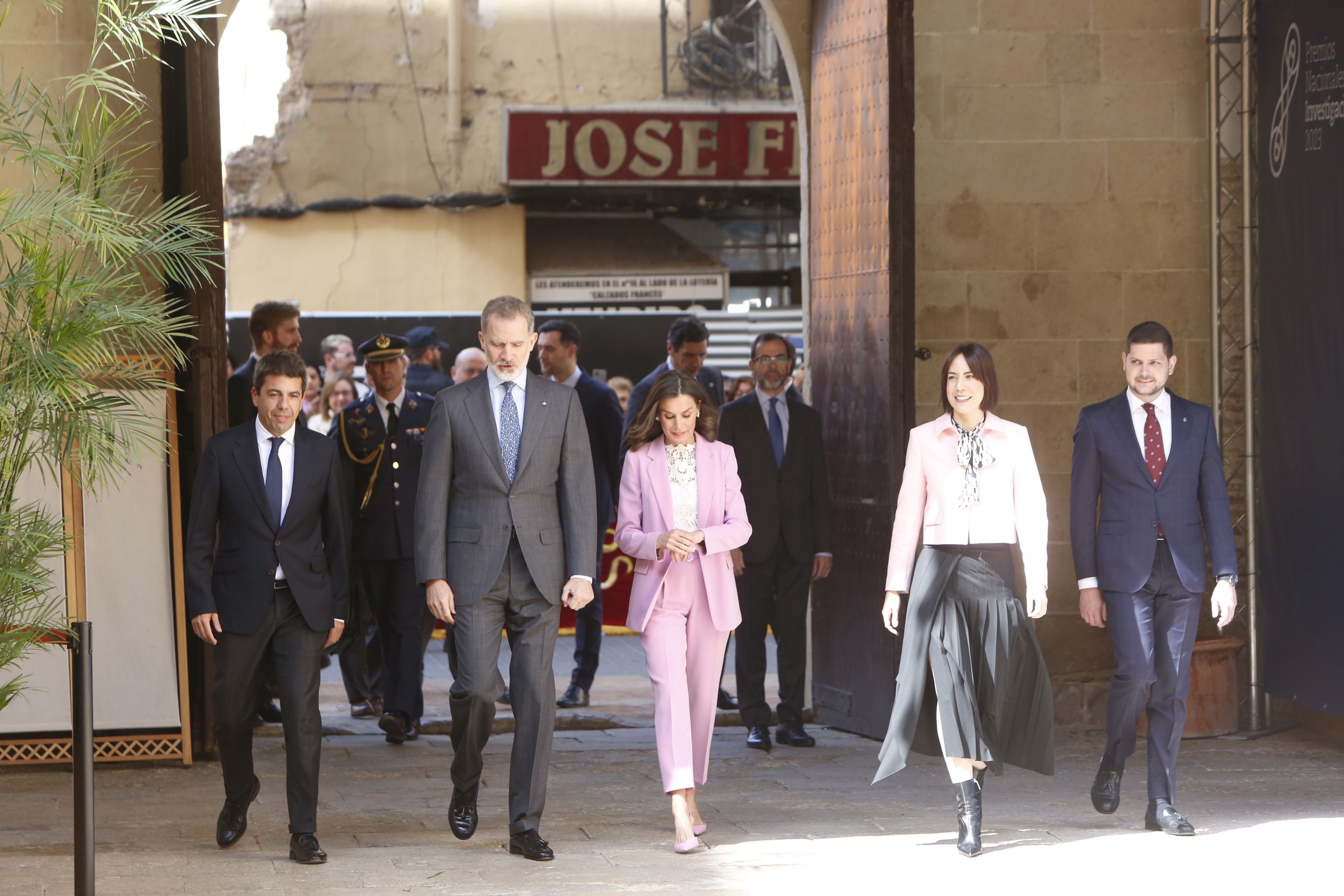 Los Reyes visitan Gandia para presidir la entrega de los Premios Nacionales de Investigación