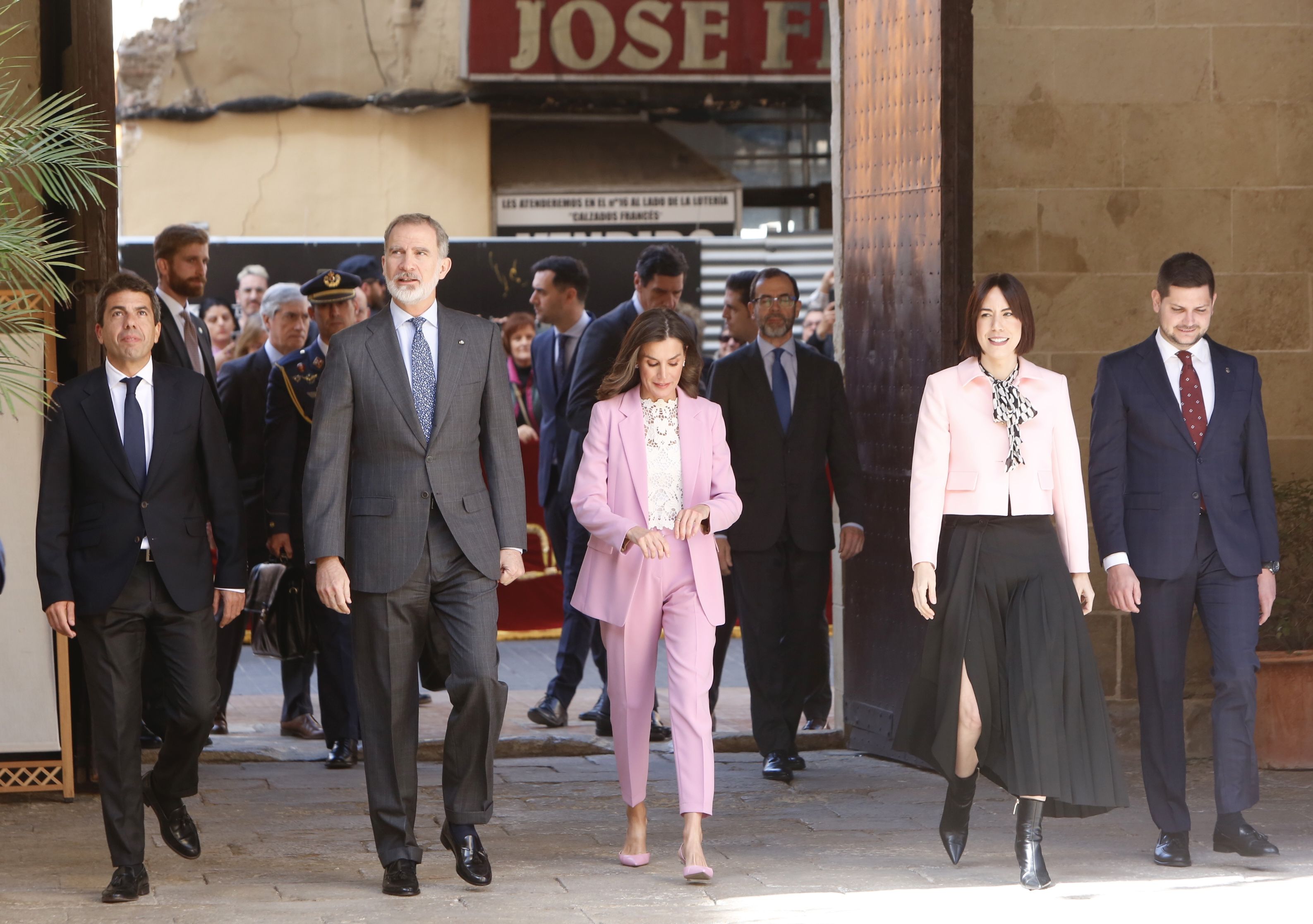 Los Reyes visitan Gandia para presidir la entrega de los Premios Nacionales de Investigación