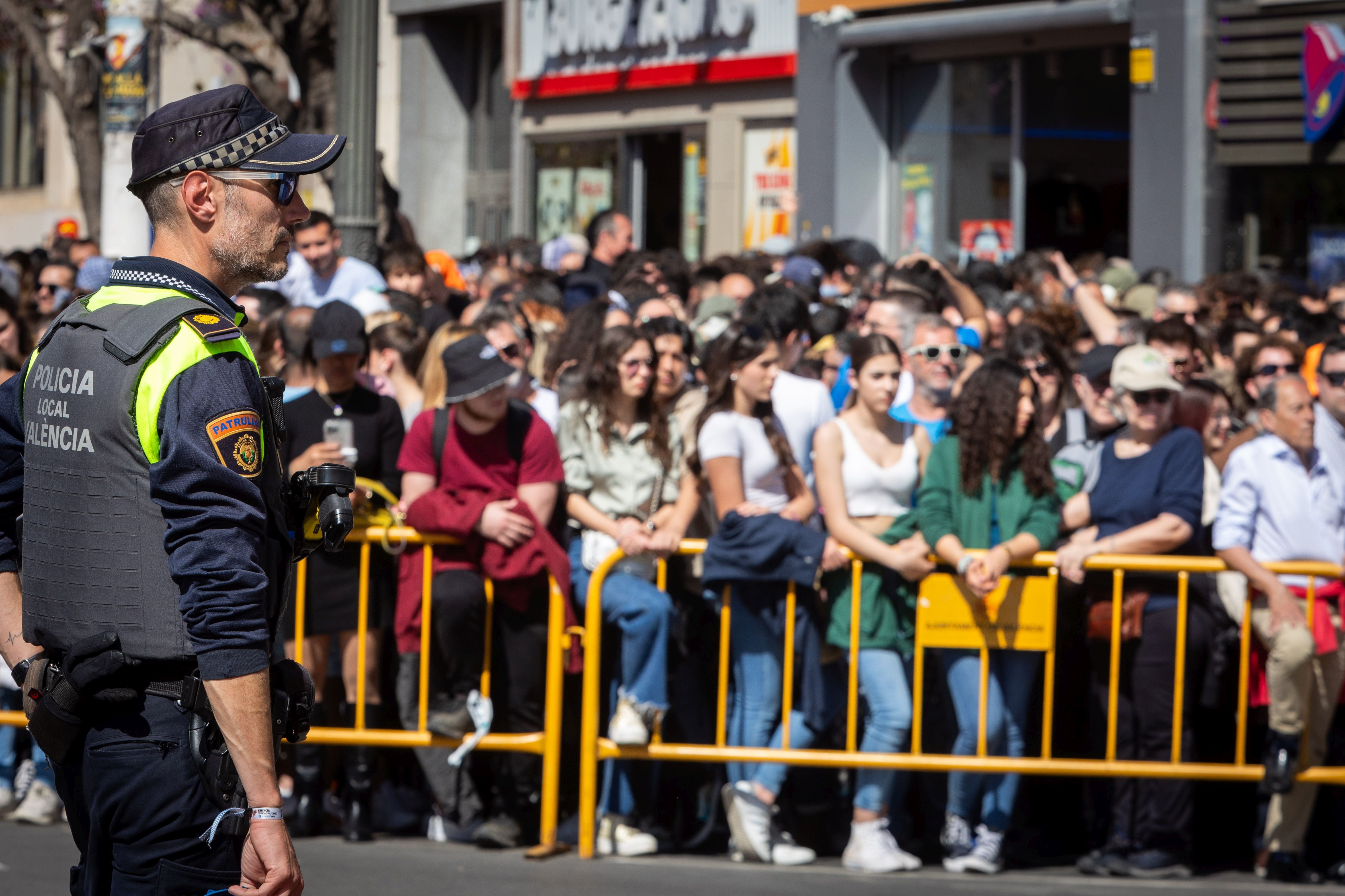 Búscate en la mascletà de este viernes 15 de marzo