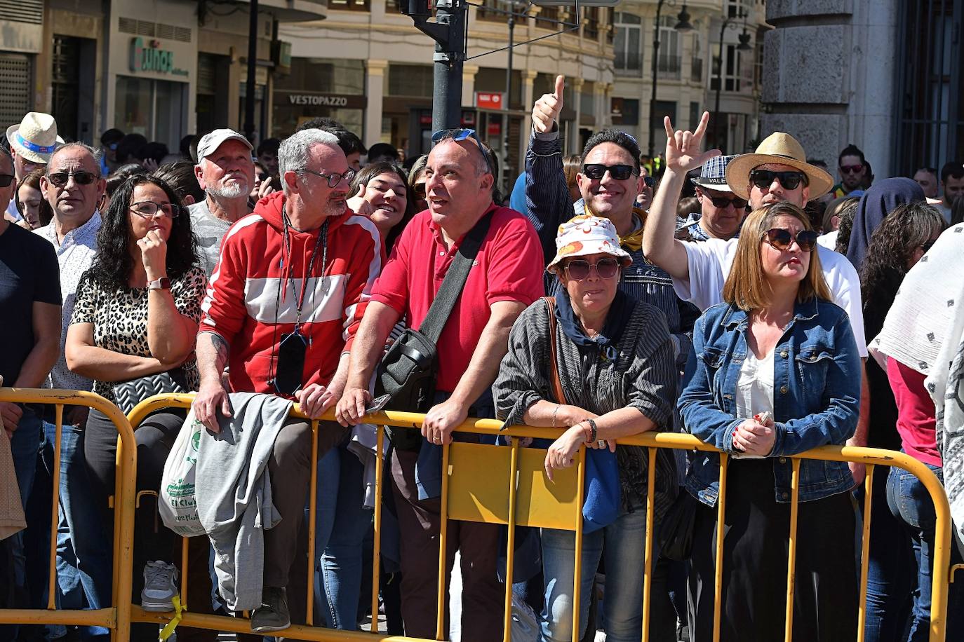 Búscate en la mascletà de este viernes 15 de marzo