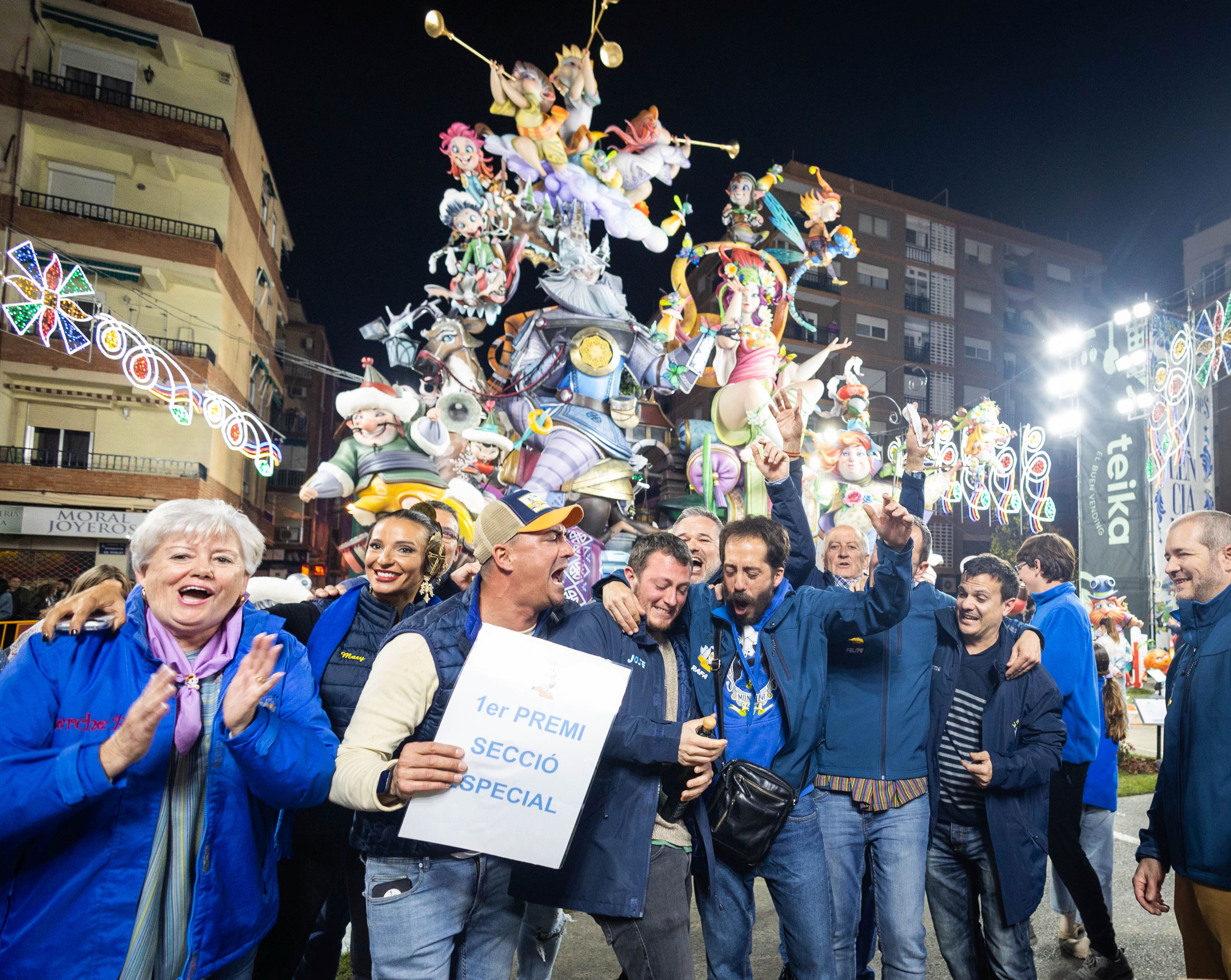 L&#039;Antiga de Campanar celebra su oro en Especial