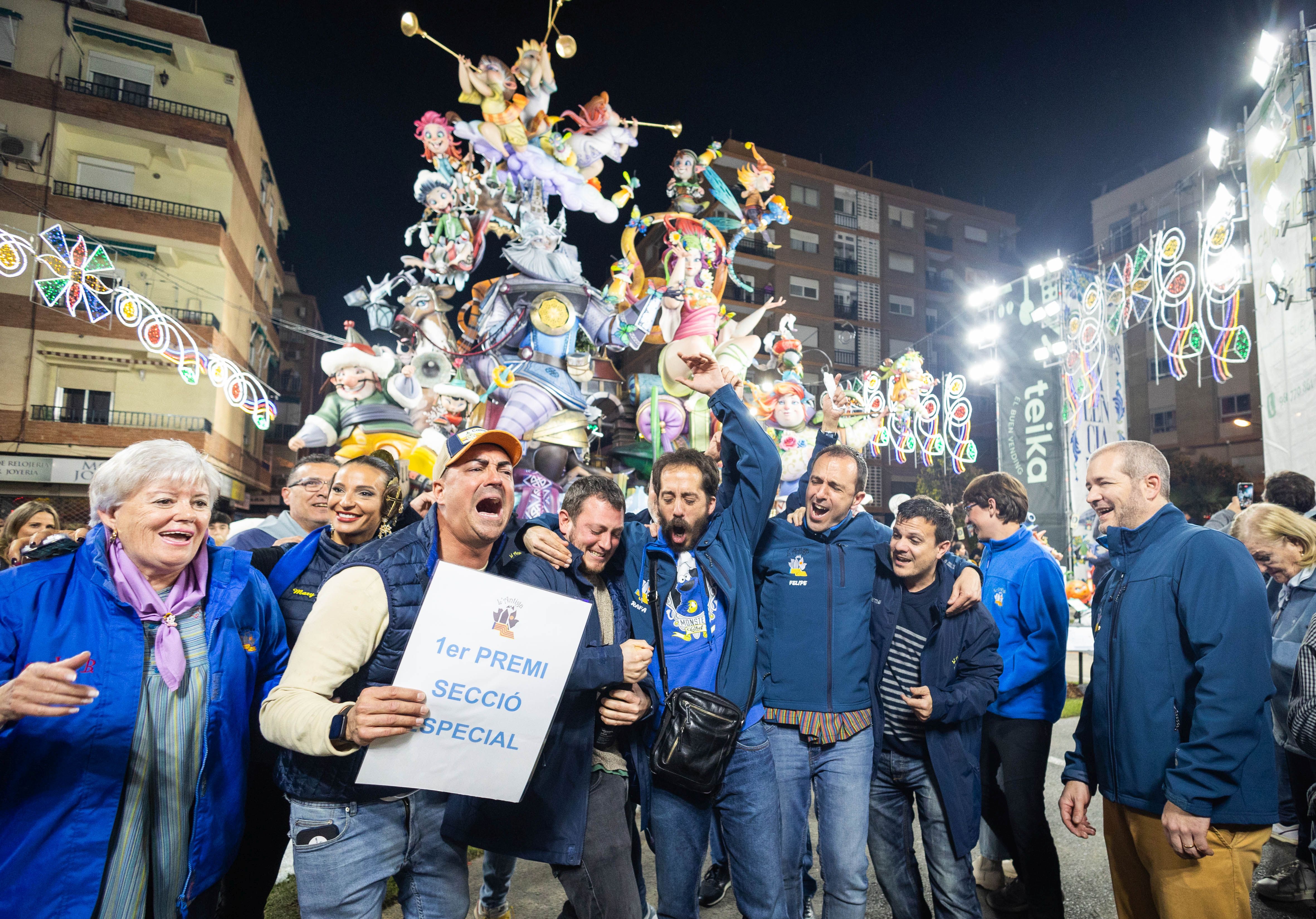 L&#039;Antiga de Campanar celebra su oro en Especial