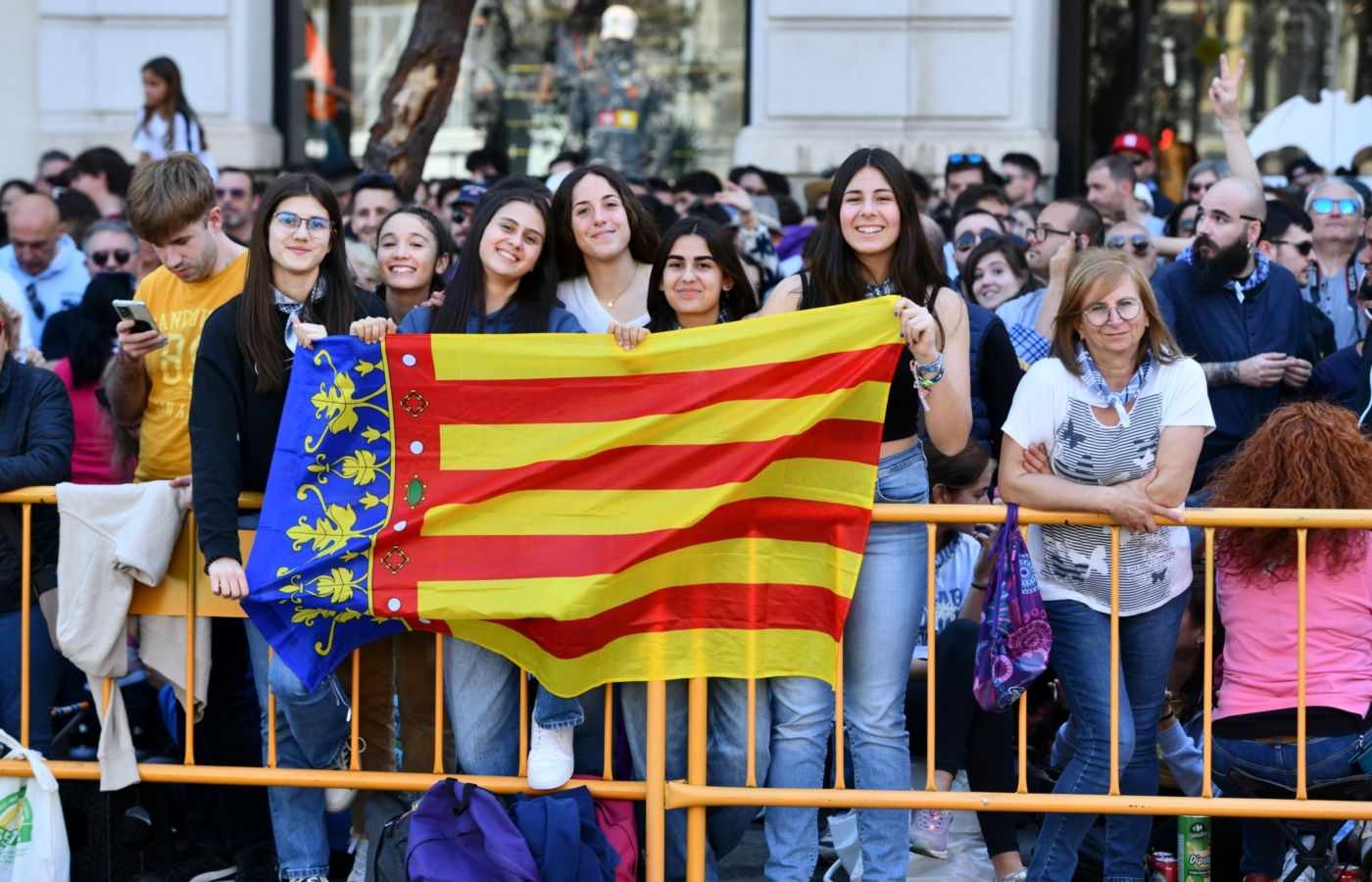 Búscate en la mascletà de hoy, sábado 16 de marzo