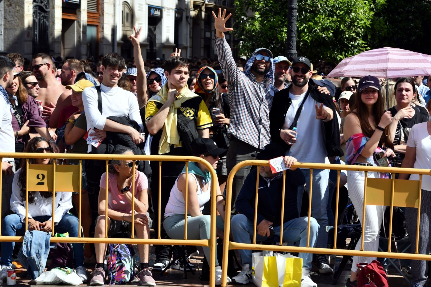 Búscate en la mascletà de hoy, sábado 16 de marzo