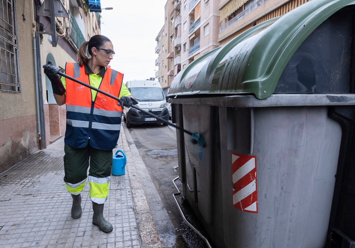 Gandia implanta un dispositivo especial de limpieza en Fallas