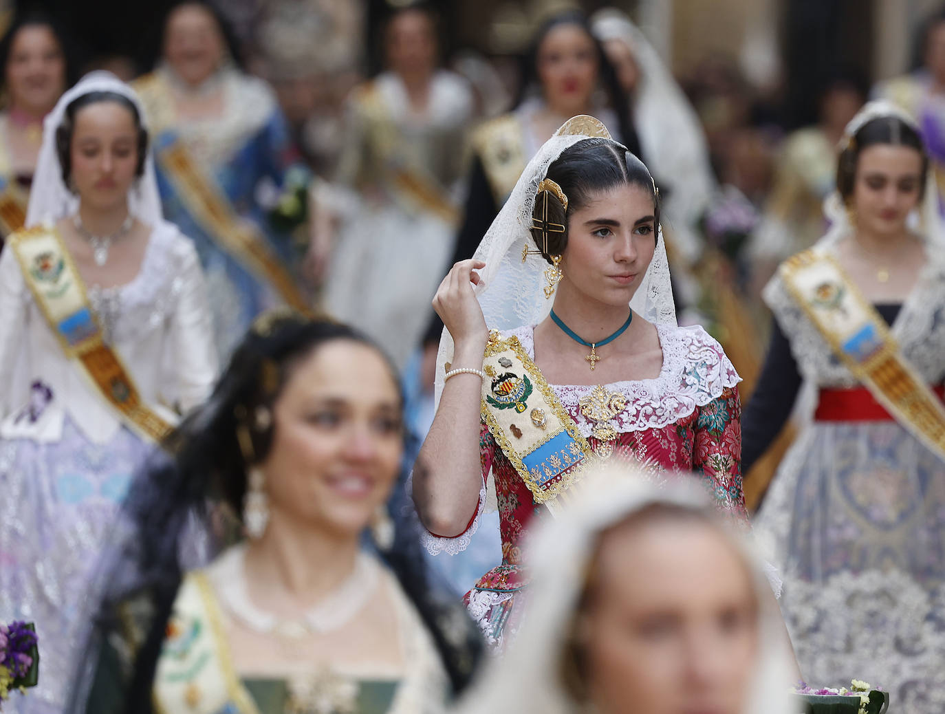 Búscate en la Ofrenda de las Fallas 2024: domingo 17 de marzo