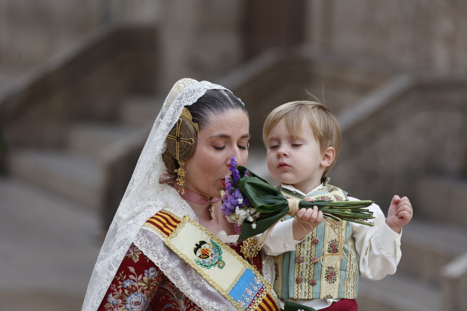 Búscate en la Ofrenda de las Fallas 2024: domingo 17 de marzo