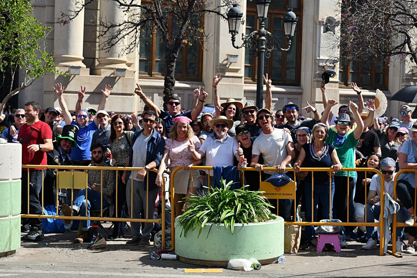 Búscate en la mascletà de este domingo 17 de marzo