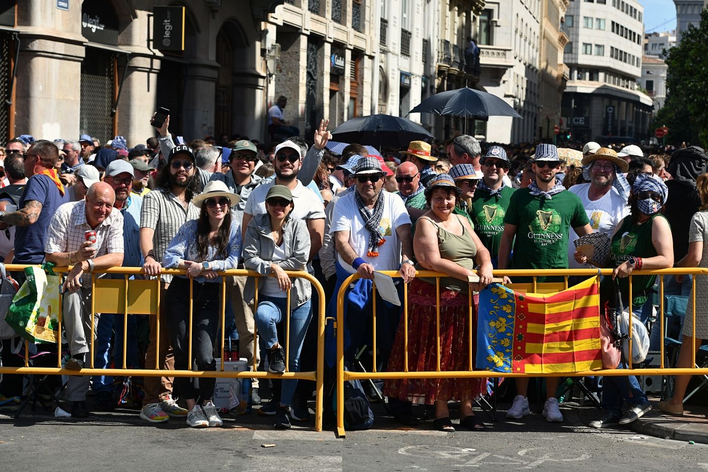 Búscate en la mascletà de este domingo 17 de marzo