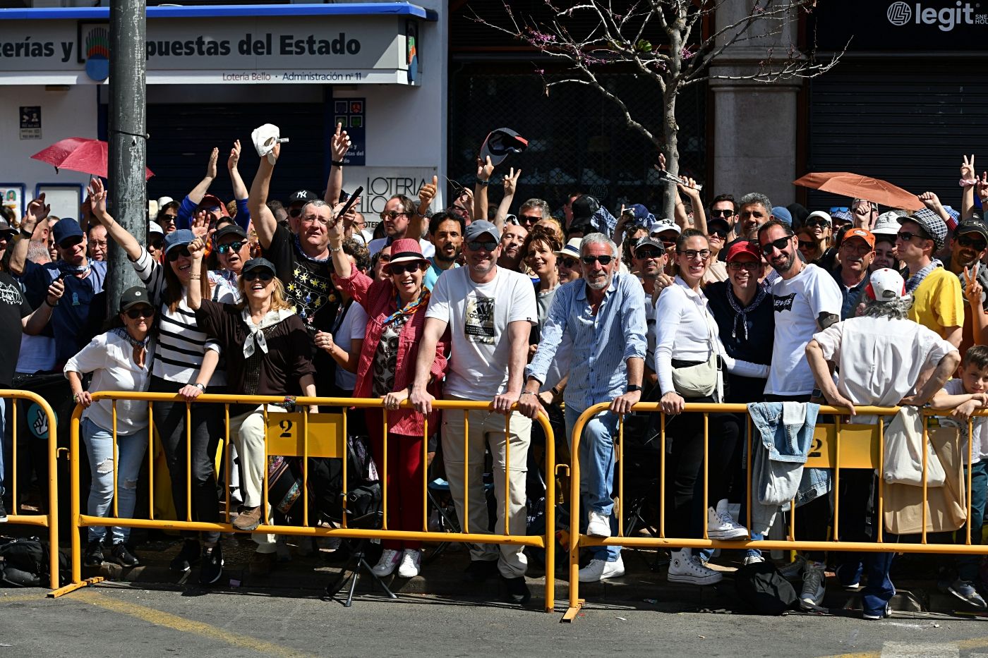 Búscate en la mascletà de este domingo 17 de marzo