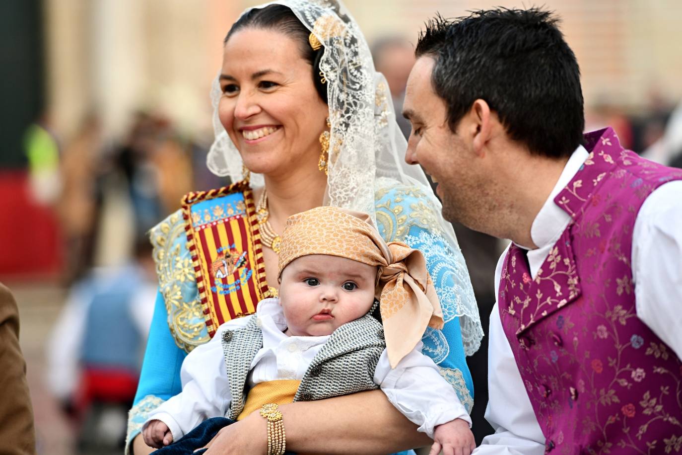 Búscate en la Ofrenda de las Fallas 2024: domingo 17 de marzo