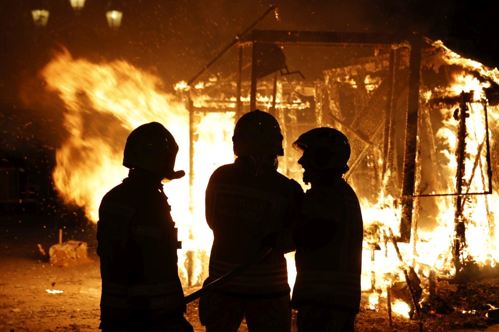 La cremà infantil arranca la noche del fuego