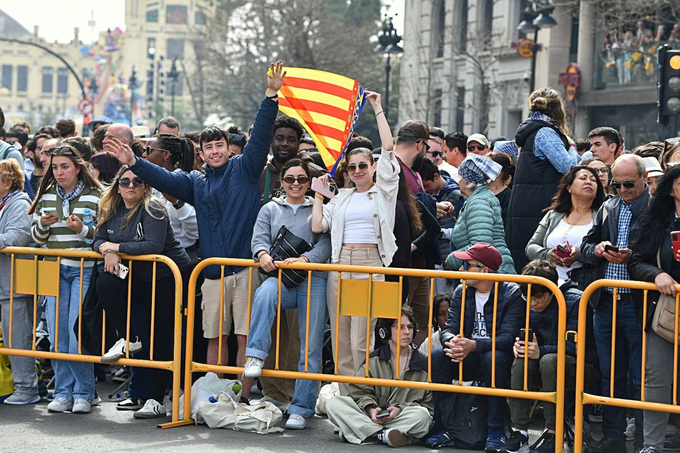 Búscate en la mascletà de este martes 19 de marzo