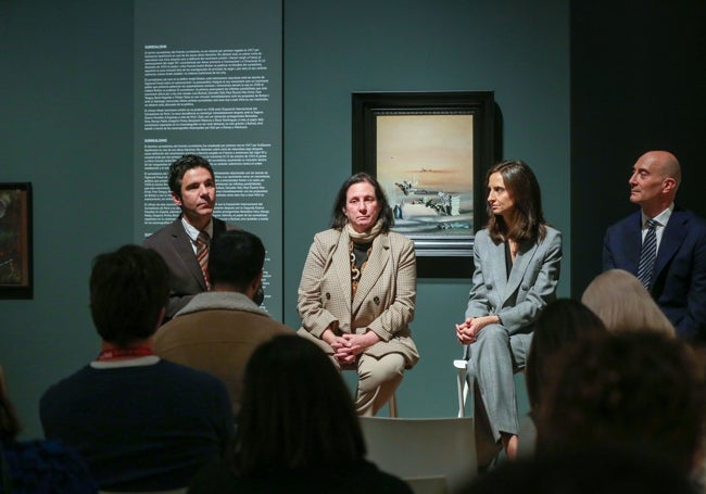 Los responsables de la exposición en la presentación de este jueves.