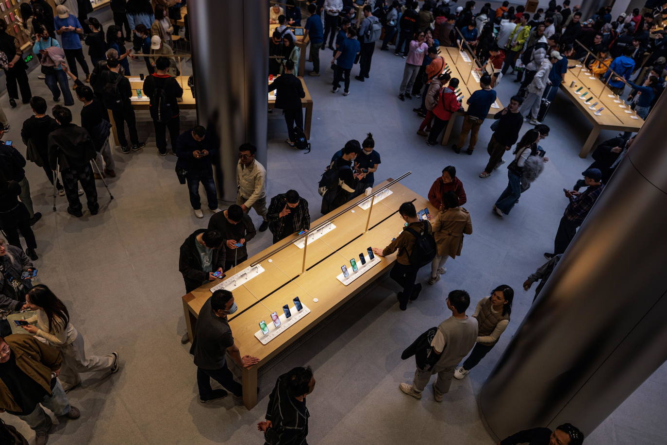 Apple abre en Shanghái su tienda más grande en Asia