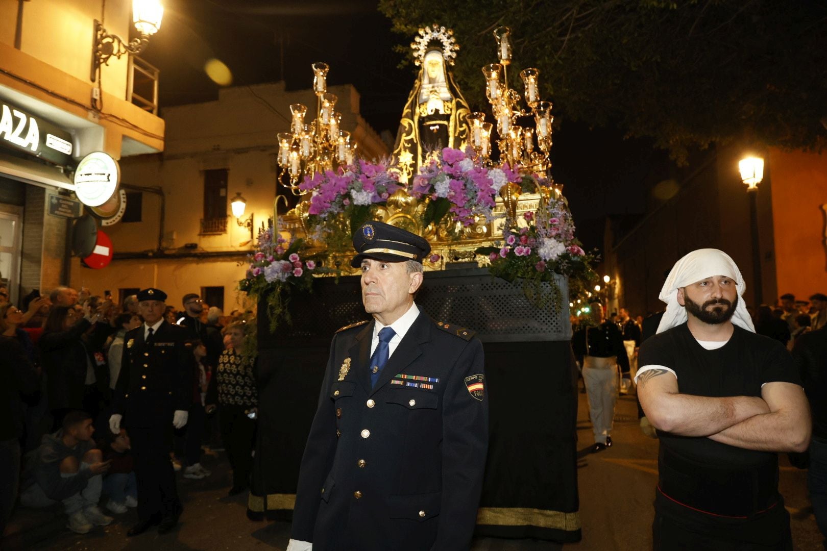 Procesión de los Granaderos de la Virgen en Valencia