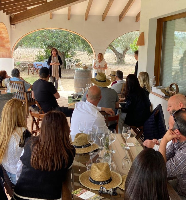 Enoturismo en la bodega.