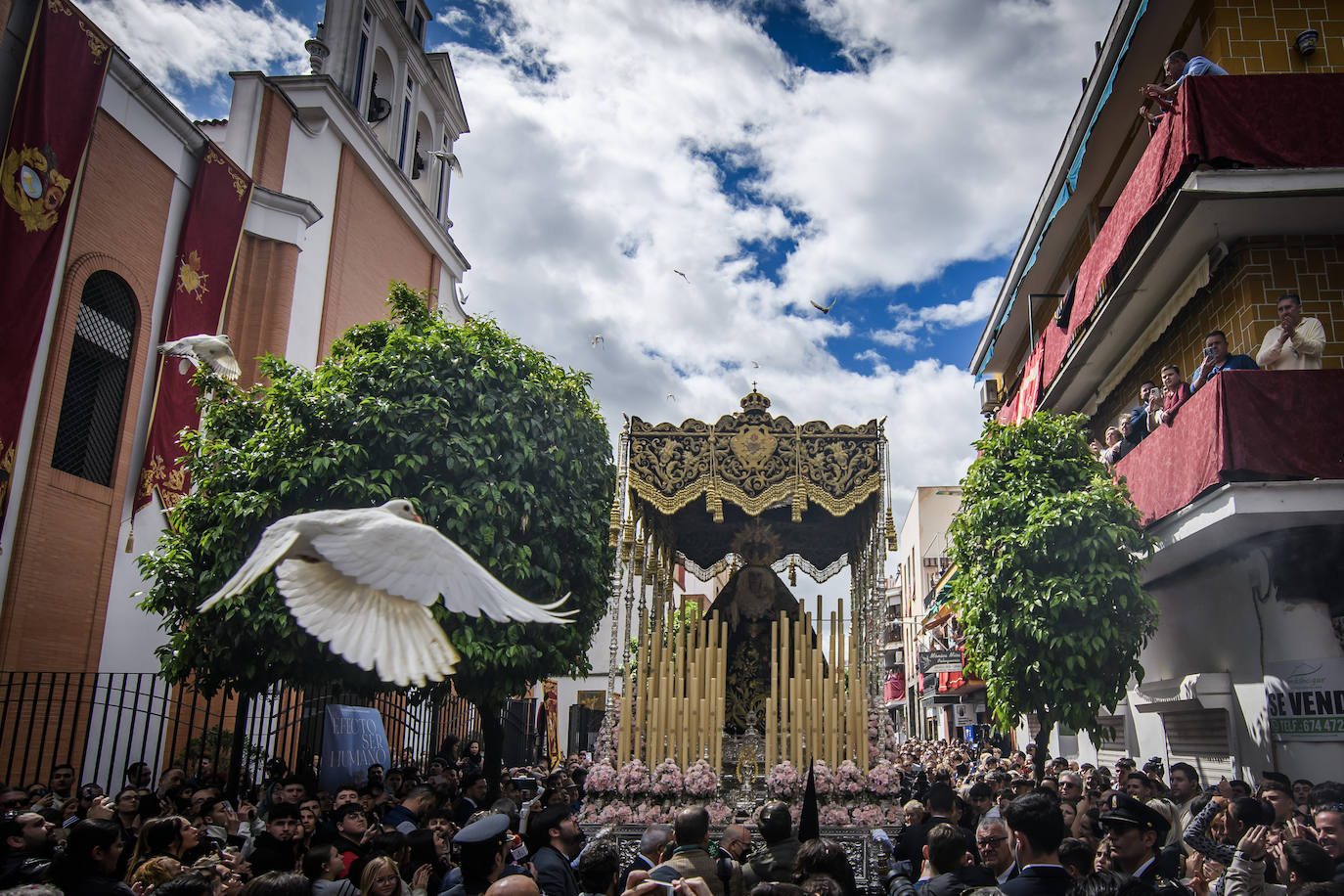 Las imágenes más impactantes de la Semana Santa de Sevilla