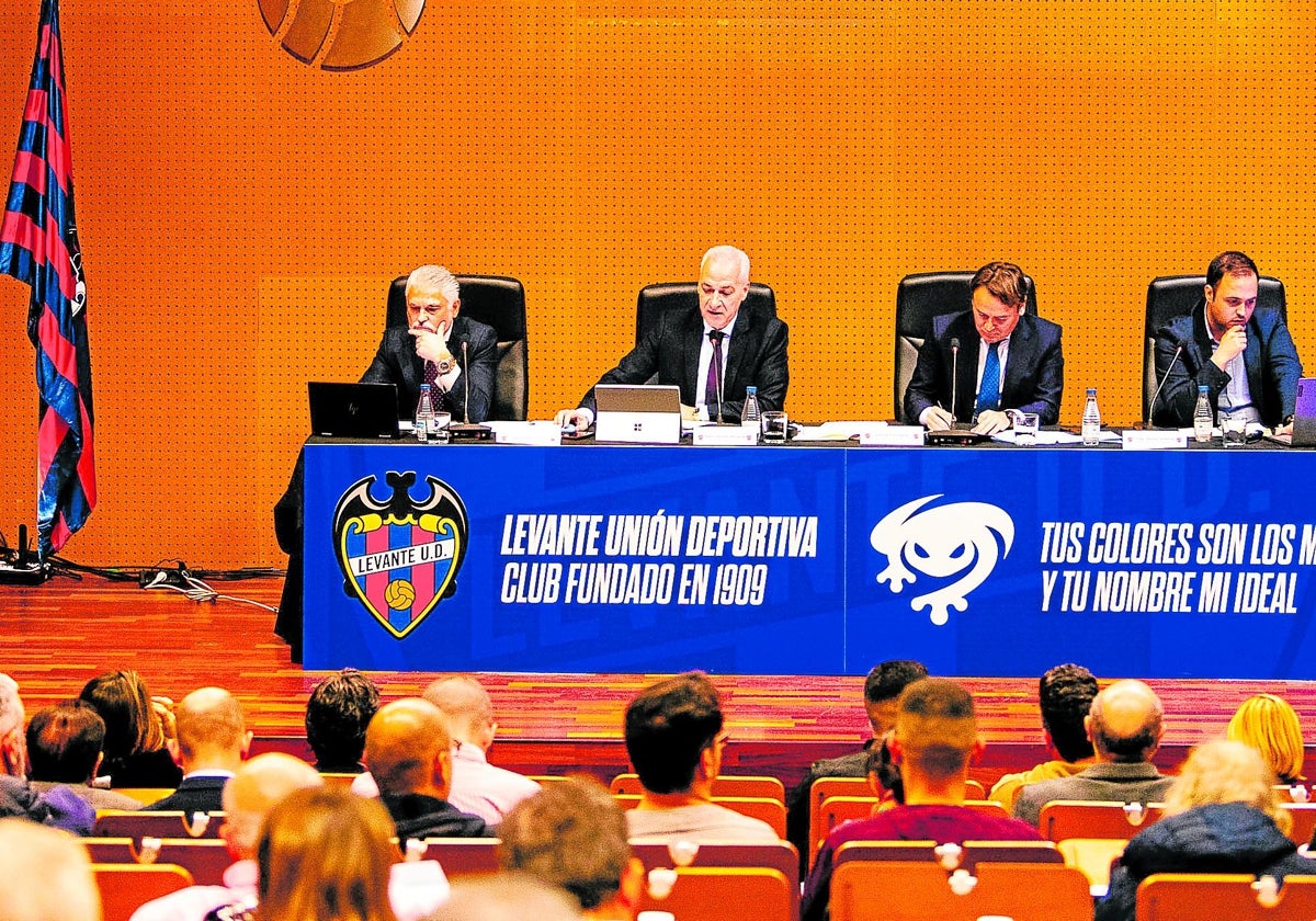 De izquierda a derecha, Jorge Lucas, Pablo Sánchez, José Danvila y Diego Naixes.